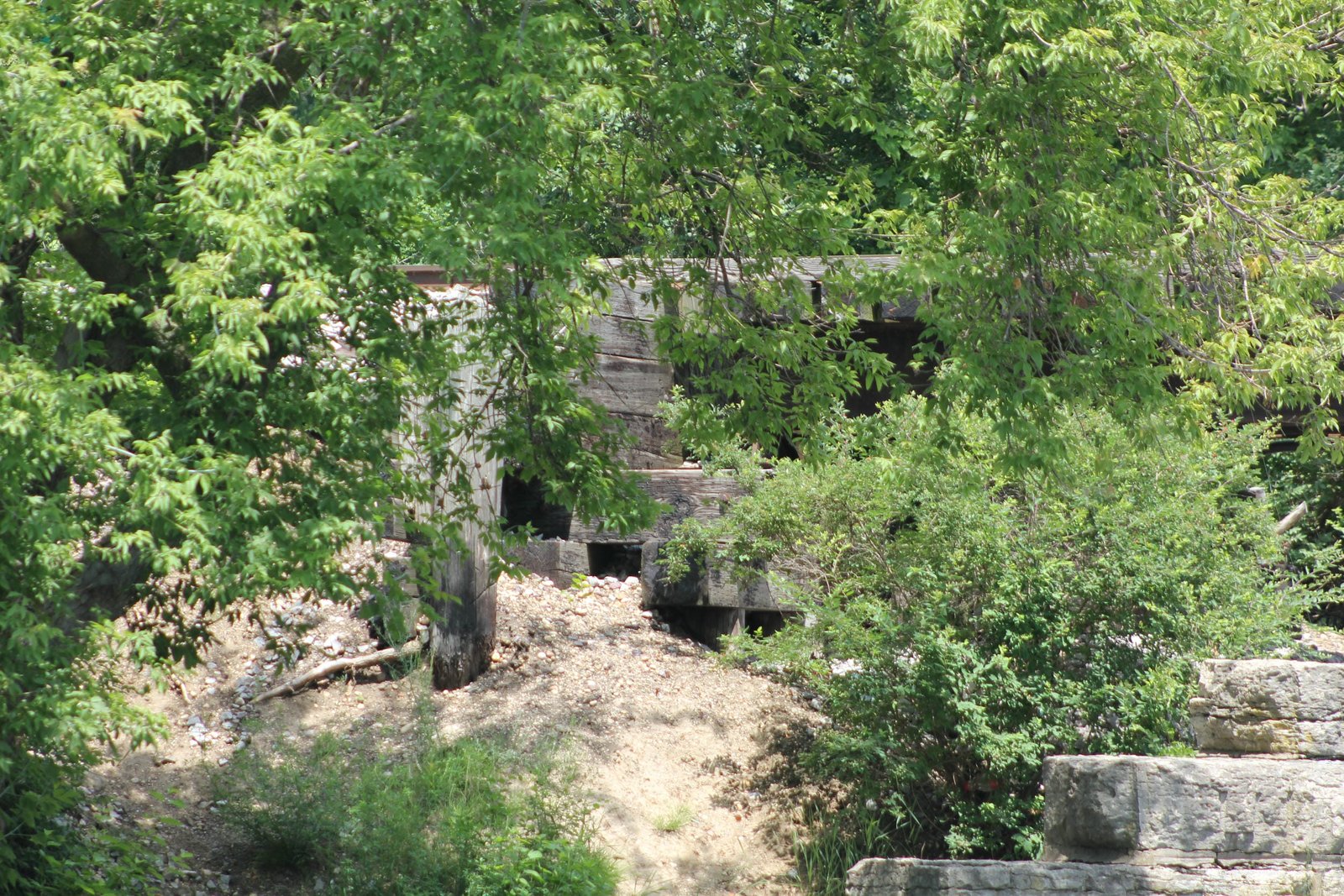 North abutment